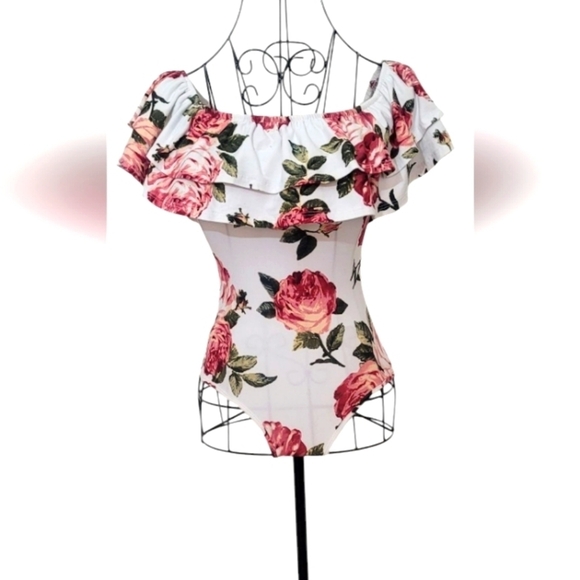 Rue 21 Floral Off-Shoulder Bodysuit - Picture 1 of 7